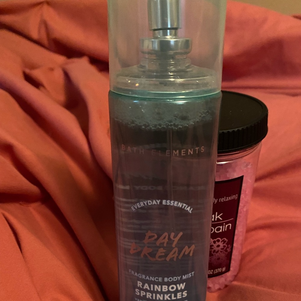 Bath and body works perfume and bath soak